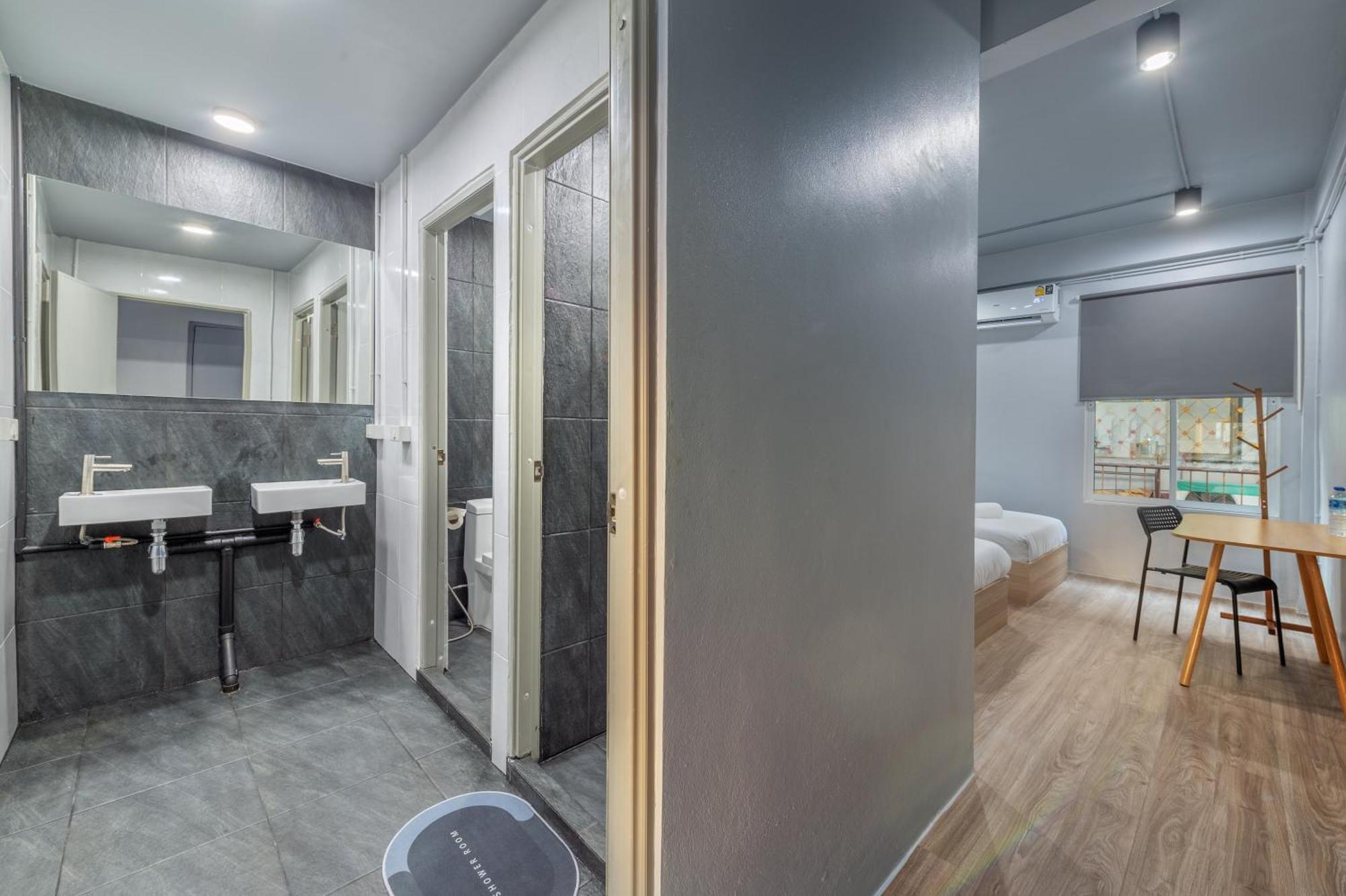 Hostal Ti Thong Bangkok